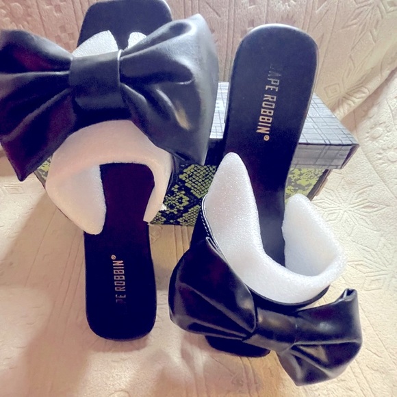 CAPE ROBBIN JOIA SLIPPER WITH BOW Style:JUJU.  COLOR black.  Size women’s 8. - Picture 4 of 6